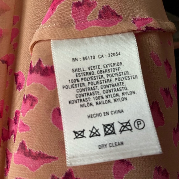 ANTHROPOLOGIE Maeve Sheer Flutter Top / Size Medium - Picture 4 of 4